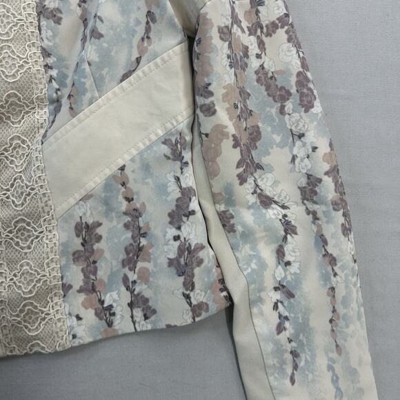 BCBGMAXAZRIA XS White Jacket Full Zip Motorcycle Style - Picture 3 of 7